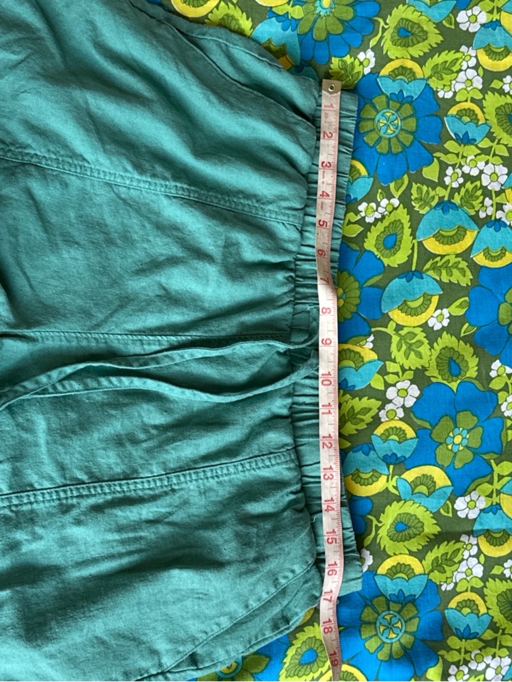 Women’s Elastic-Waist Casual Shorts Old Navy green drawstring summer pockets - Picture 13 of 16
